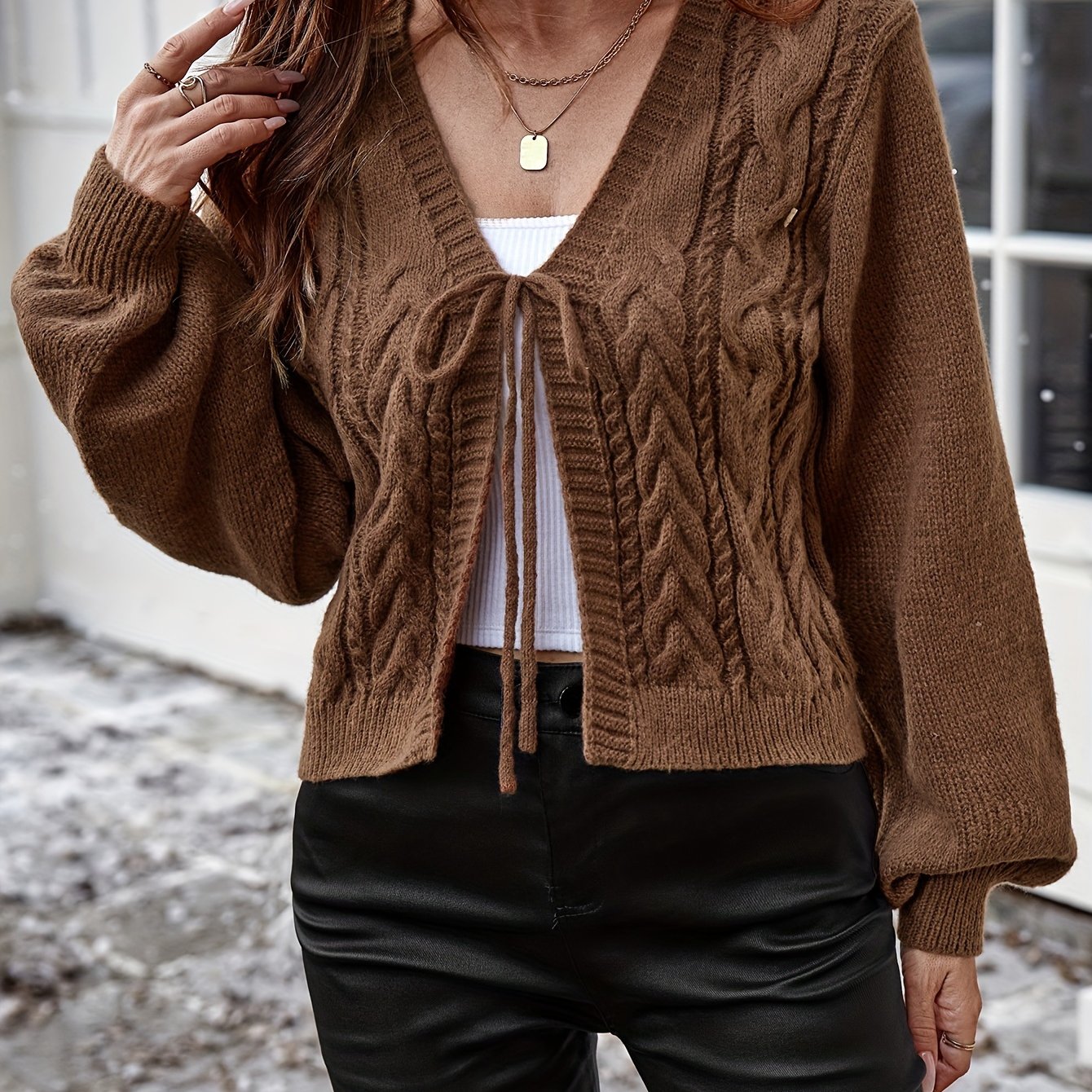 Adele | Elegante Gebreide Trui Met V-Hals En Trekkoord