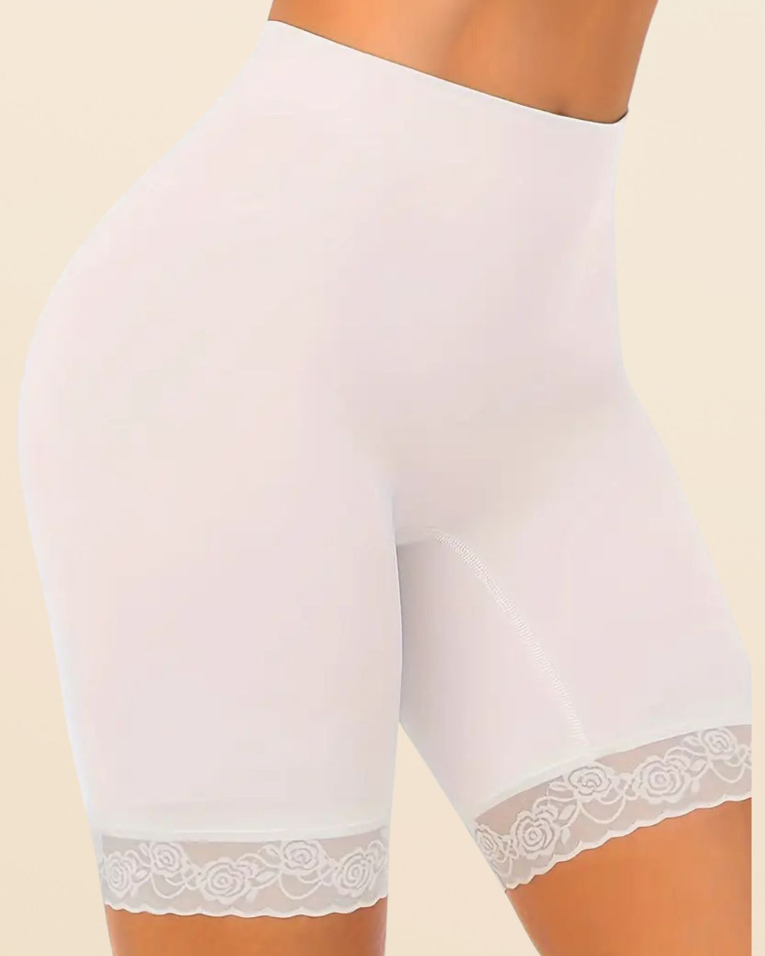 Leontine | Anti-Schuurshort met Kanten Afwerking