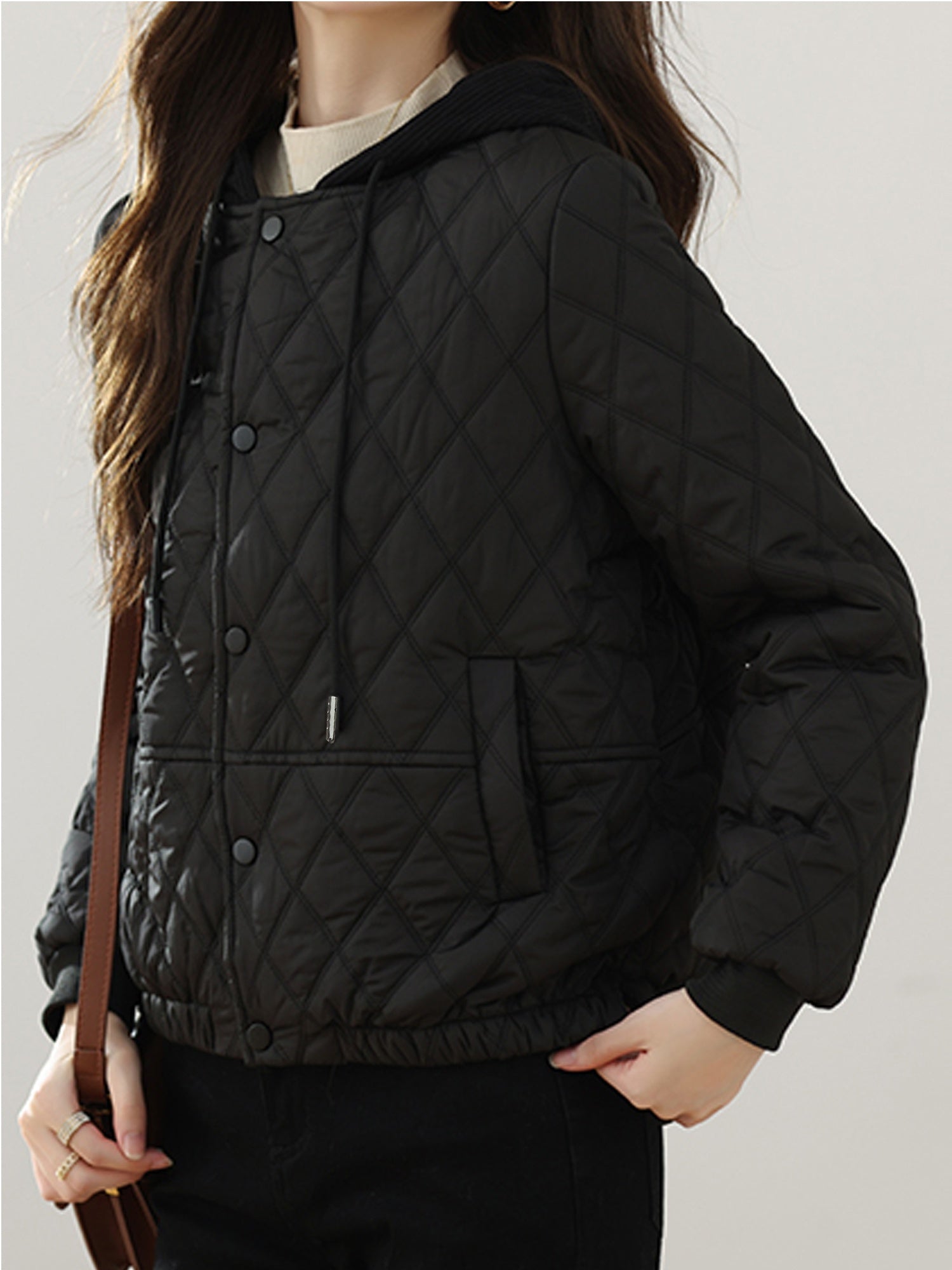 Marloes | Gewatteerd Jasje Met Lichte Glans