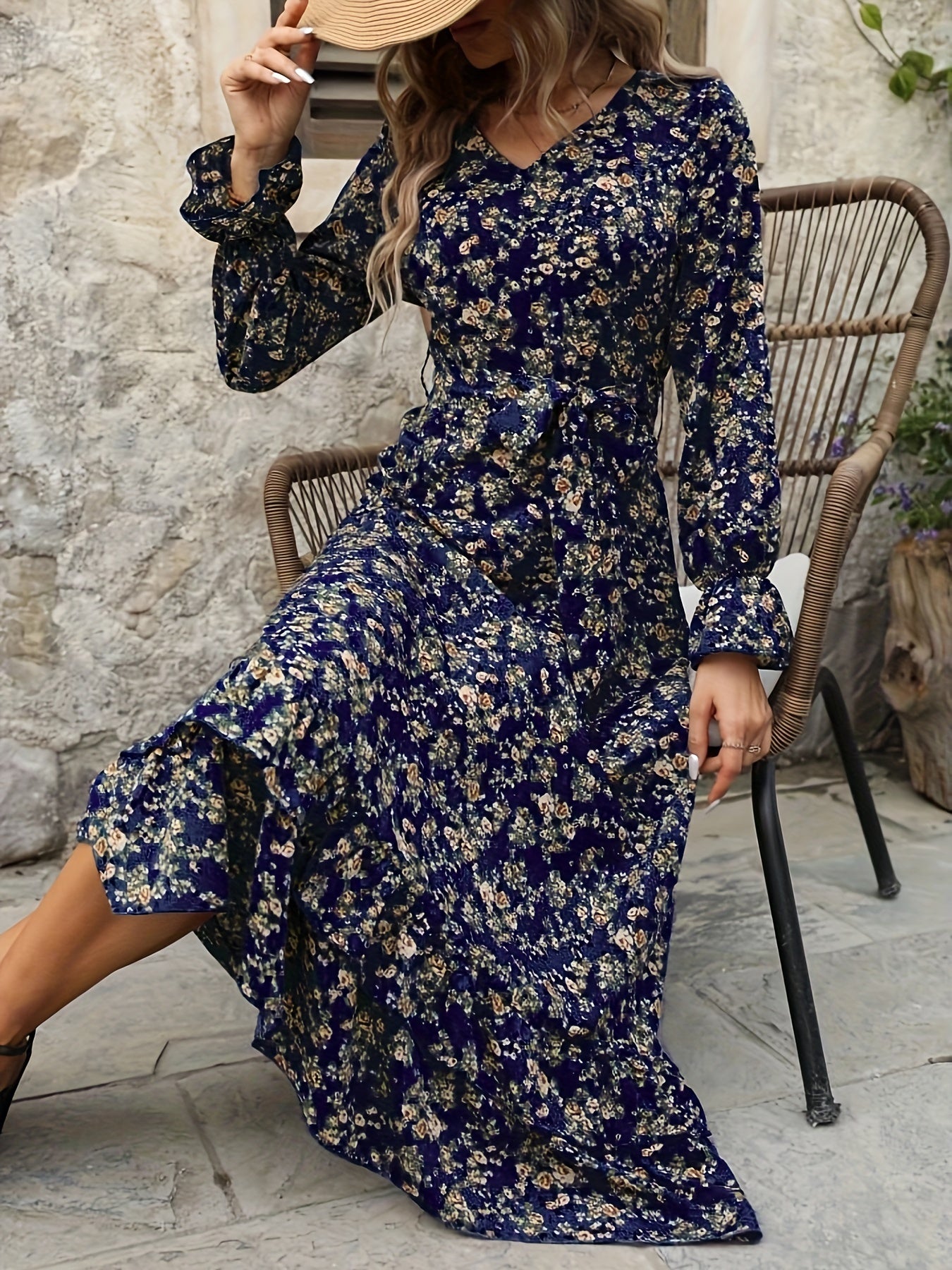 Eef | Lange Bloemenjurk Met V-Hals