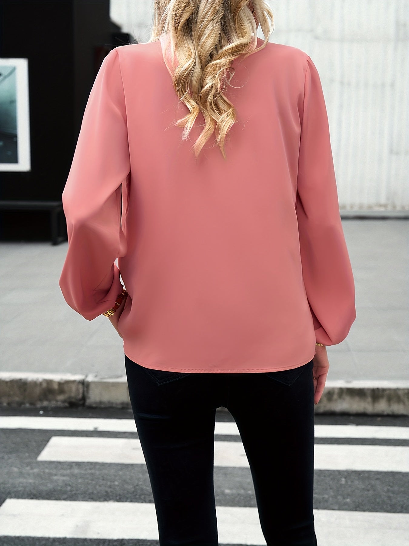 Marja | Elegante V-Hals Blouse Met Lantaarnmouwen