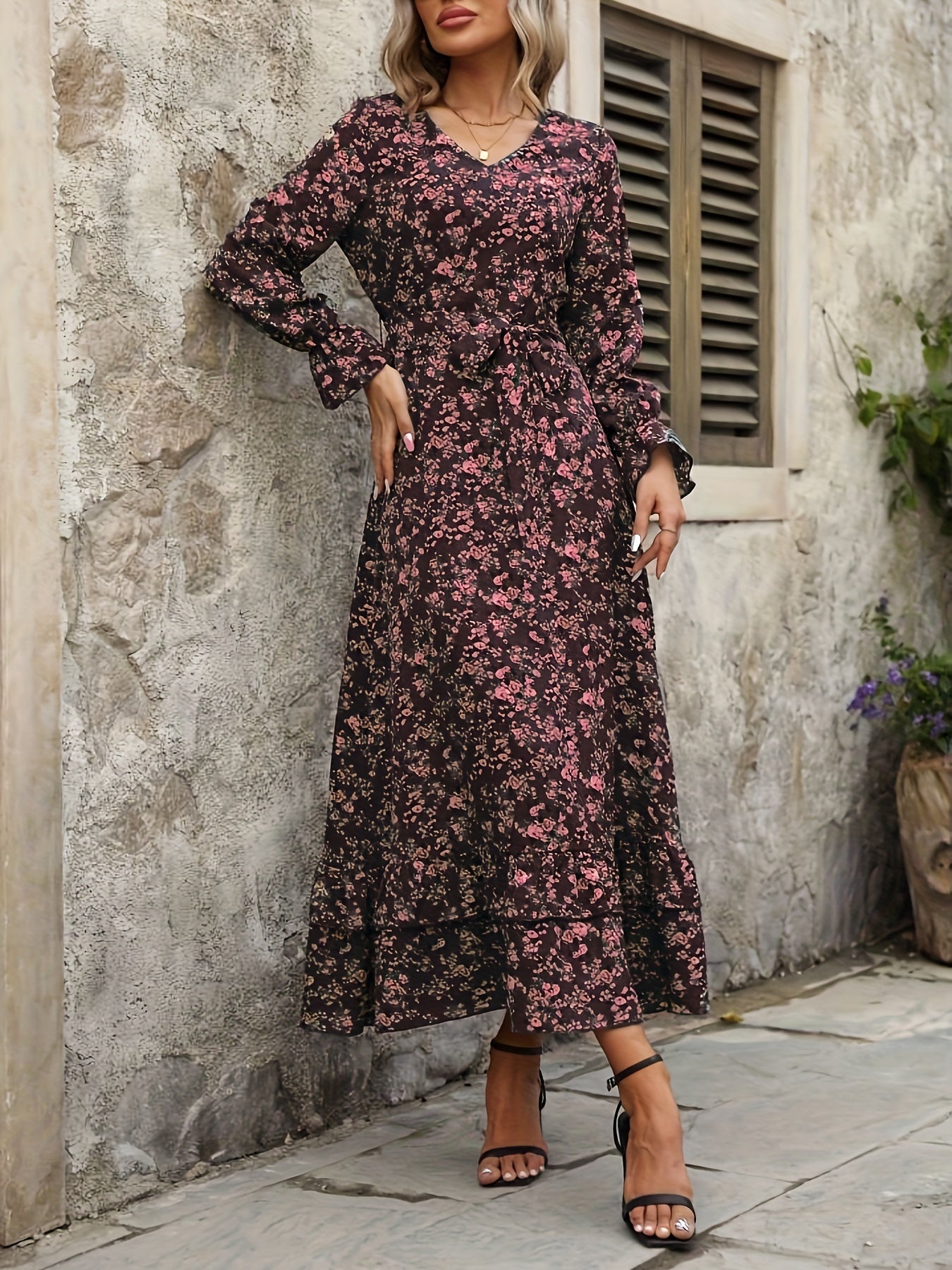 Eef | Lange Bloemenjurk Met V-Hals