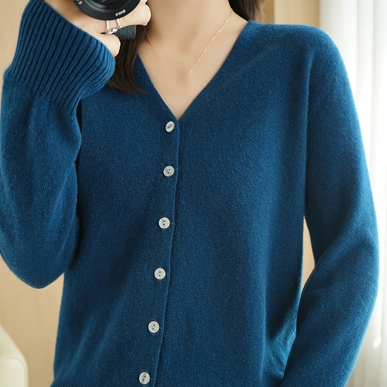 Julie | Effen vest met V-hals