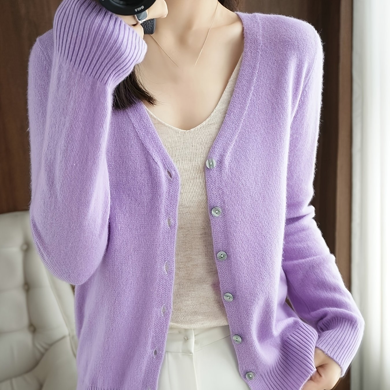 Julie | Effen vest met V-hals