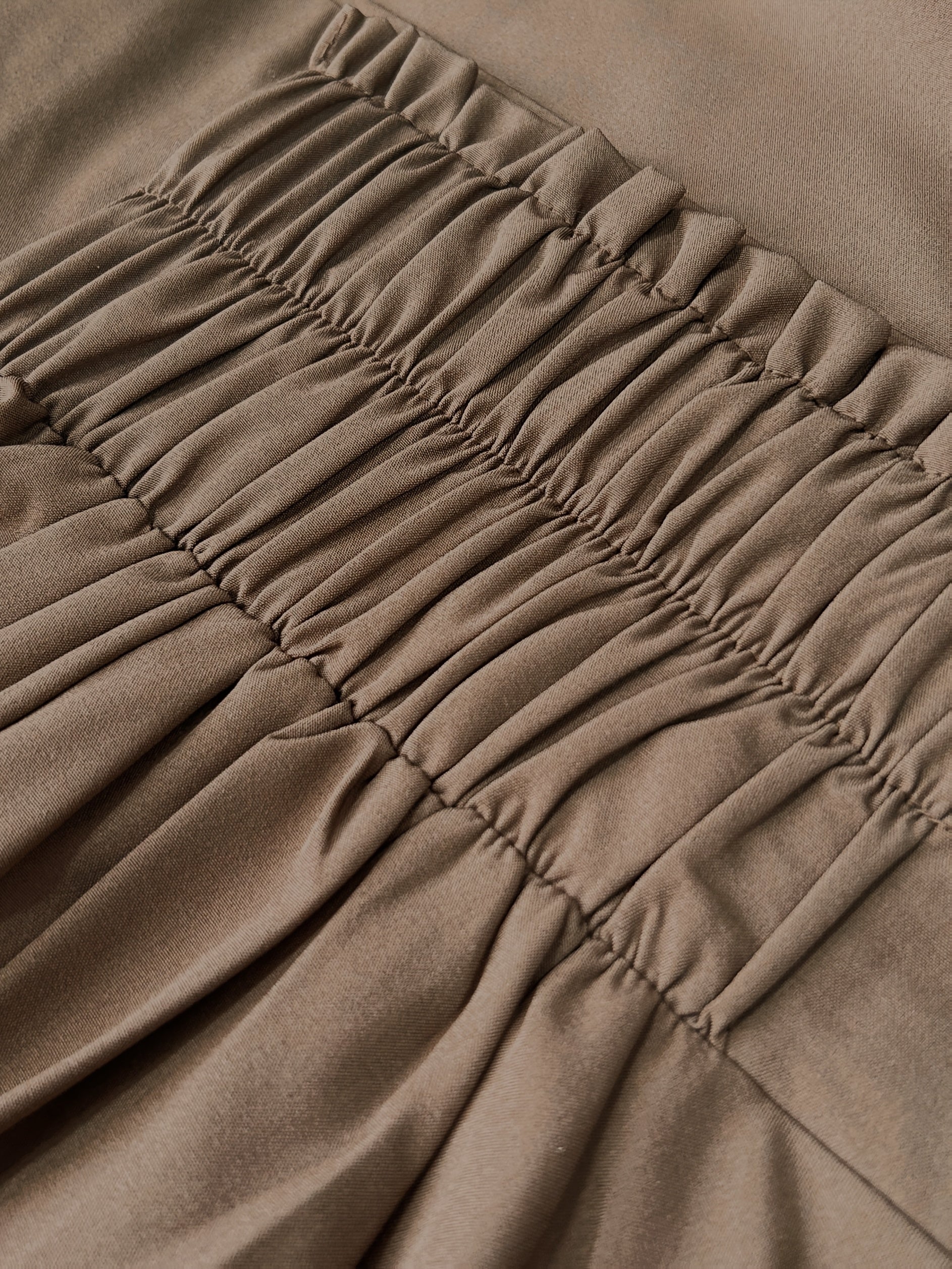 Charlotte | Midi-jurk met elegante high-waist pasvorm