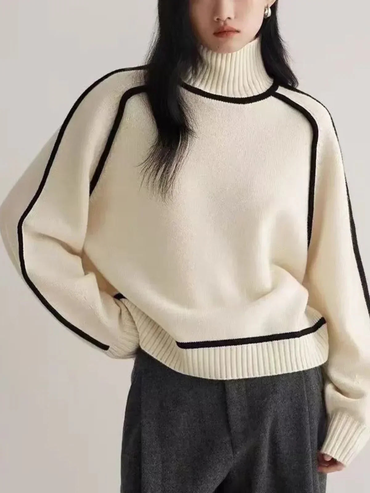 Contrast Trim Turtleneck Sweater