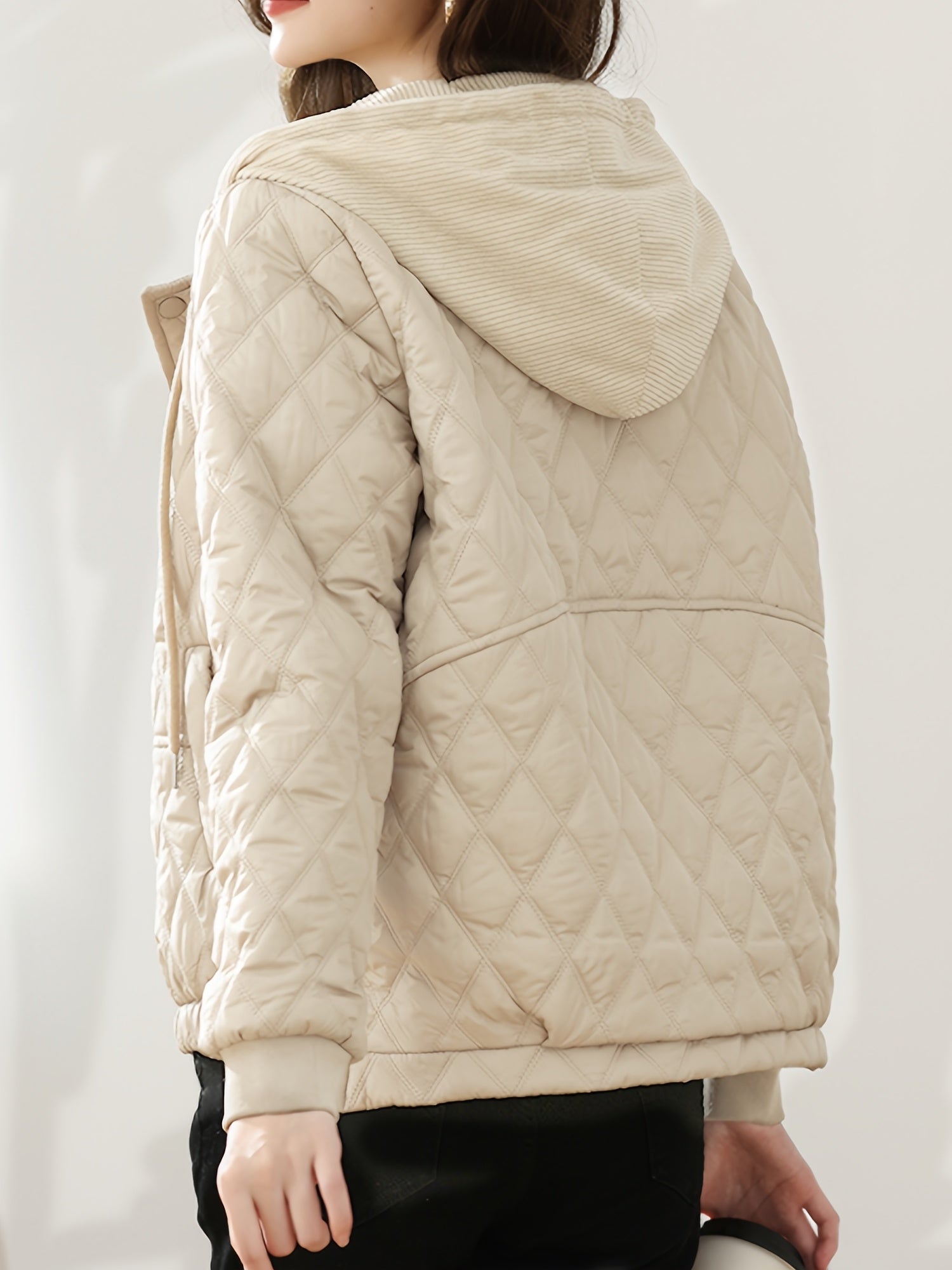 Marloes | Gewatteerd Jasje Met Lichte Glans